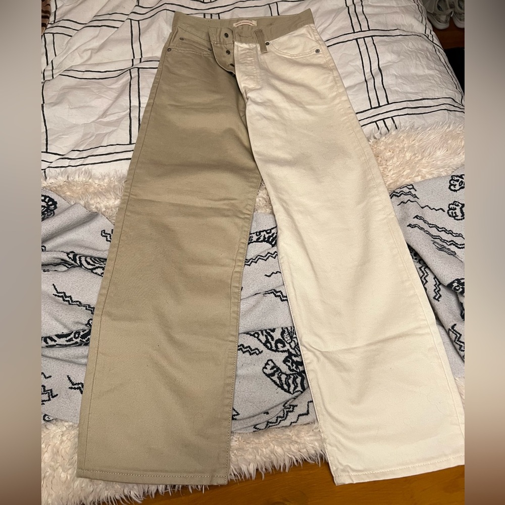 Levi’s Ribcage Two Tone Jeans - NWOT